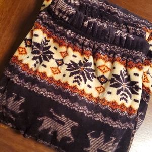 Fall or winter fleece leggings